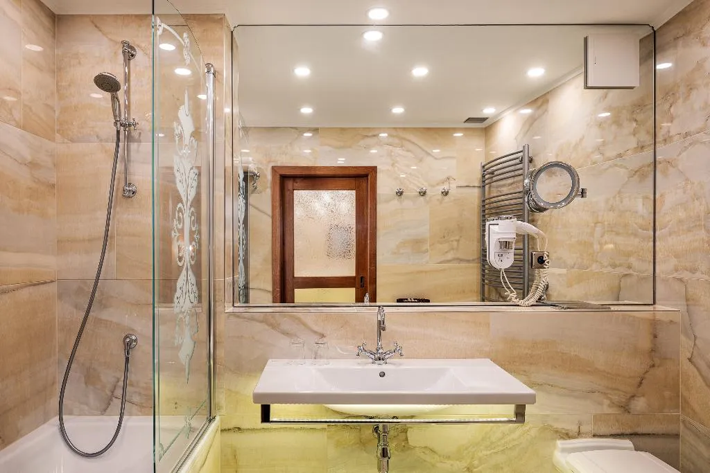 JUNIOR SUITE STANDARD Room, Iron Gate Hotel & Suites Prague by BHG, Prague
