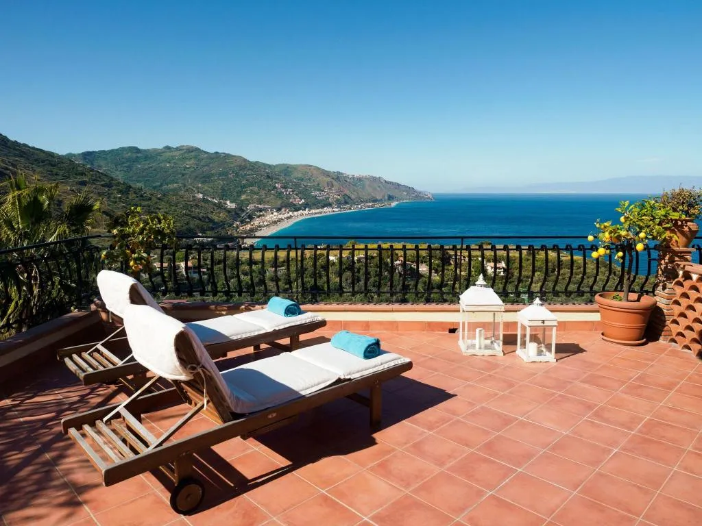 Beach, Sirius, Taormina