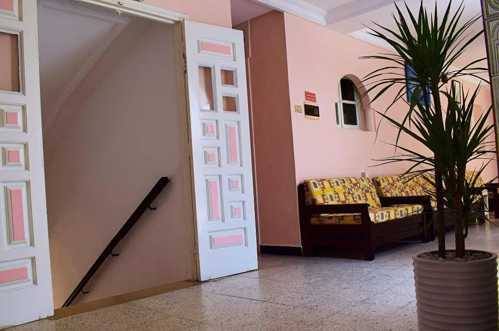 Lobby, Hotel Paris, Tunisia