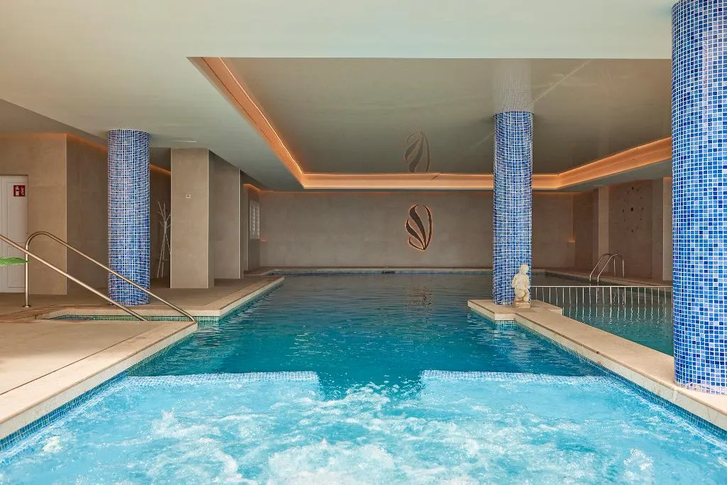Pool, Universal Hotel Lido Park & Spa, Majorca