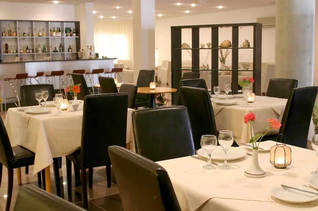 Restaurant, Alkionest Hotel Apts., Cyprus