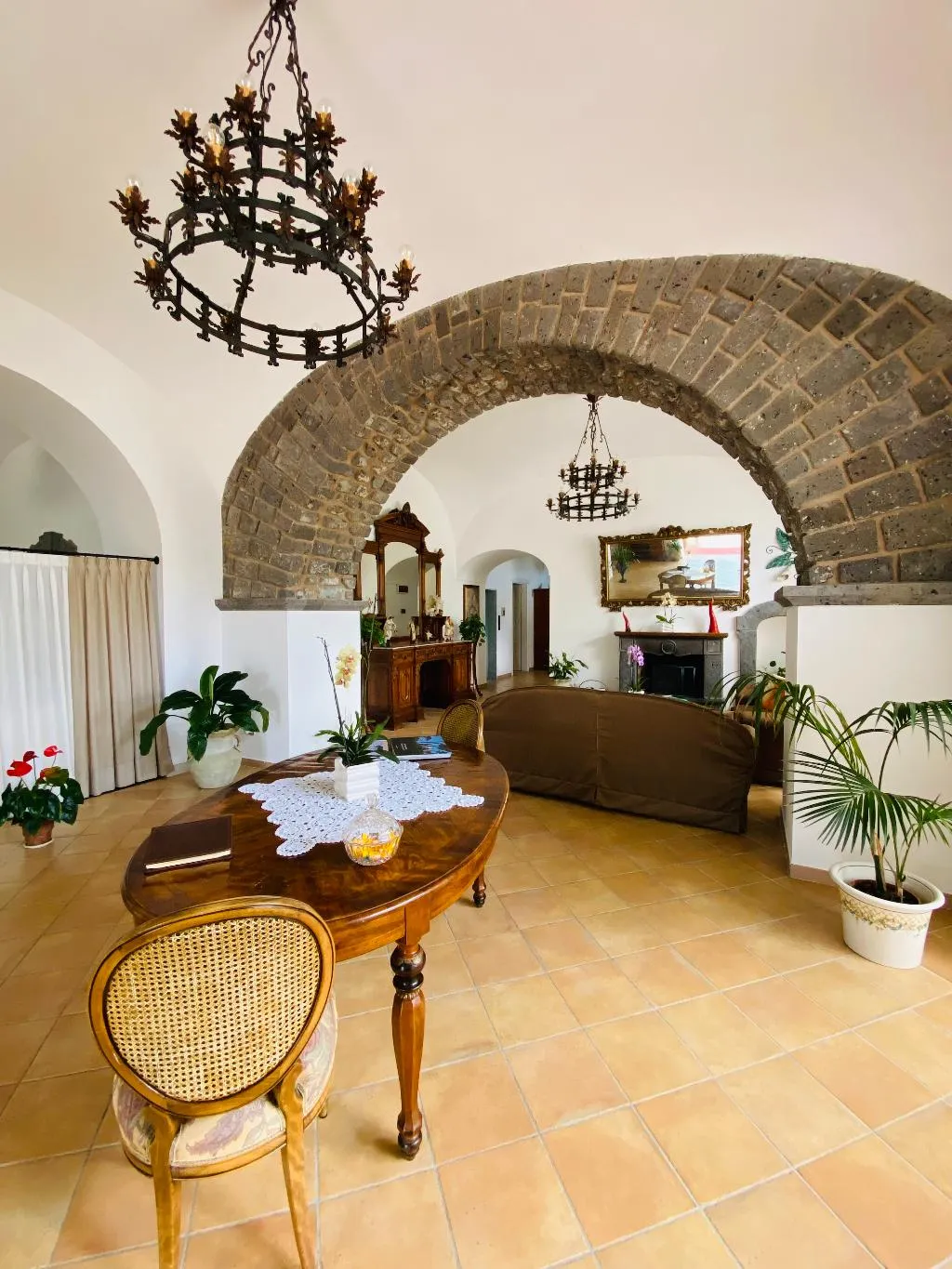 Lobby, Oasi Olimpia Relais, Naples