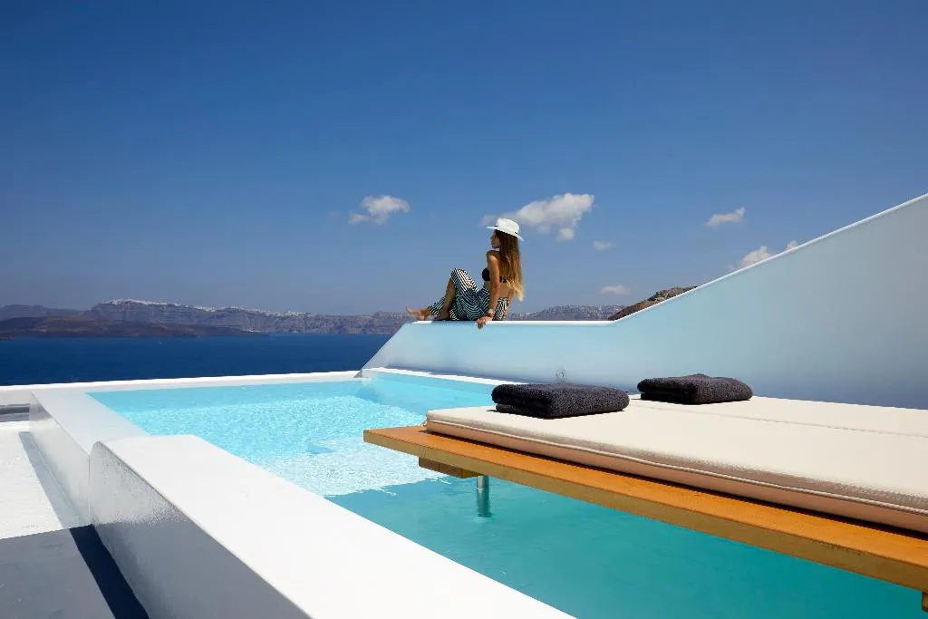 SUITE HONEYMOON Room, Phos The Boutique Luxury Hotel & Villas, Santorini