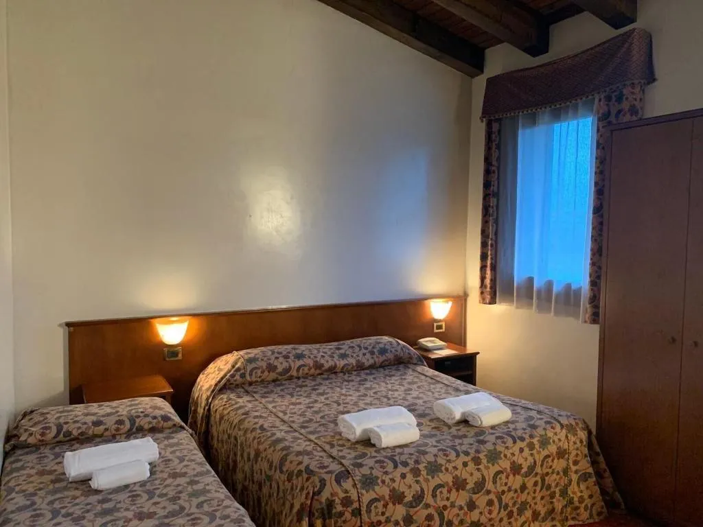 Room, Villa Sara, Venice