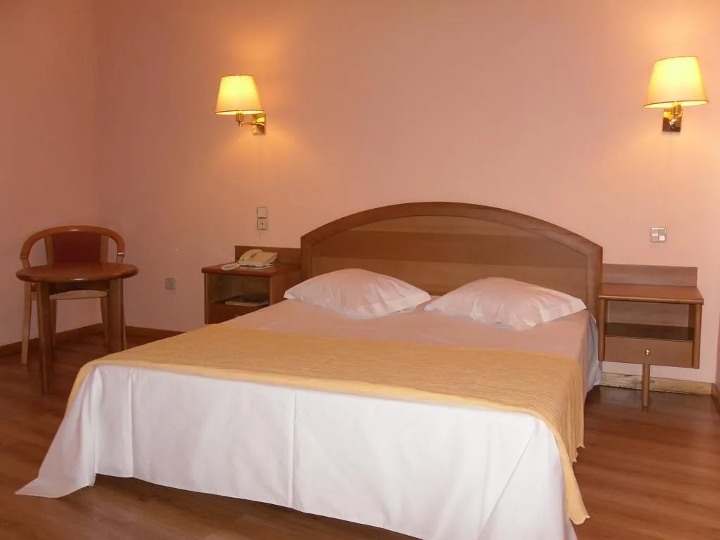 General view, Grande Hotel Dom Dinis, Porto