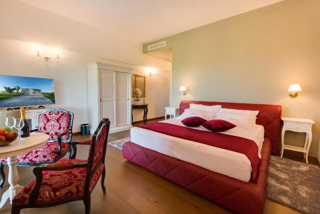 JUNIOR SUITE WITH TERRACE Room, Boutique Hotel Wine Residence Cattunar, Istria