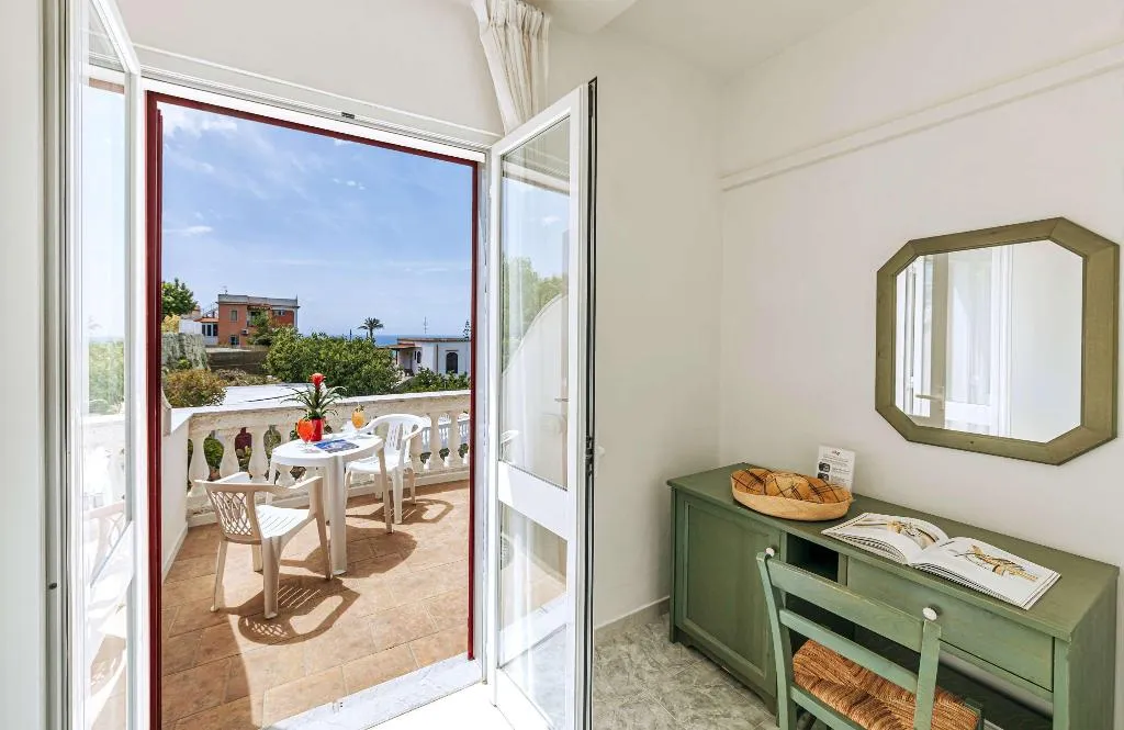 Room, Galidon Wellness Park & SPA, Naples