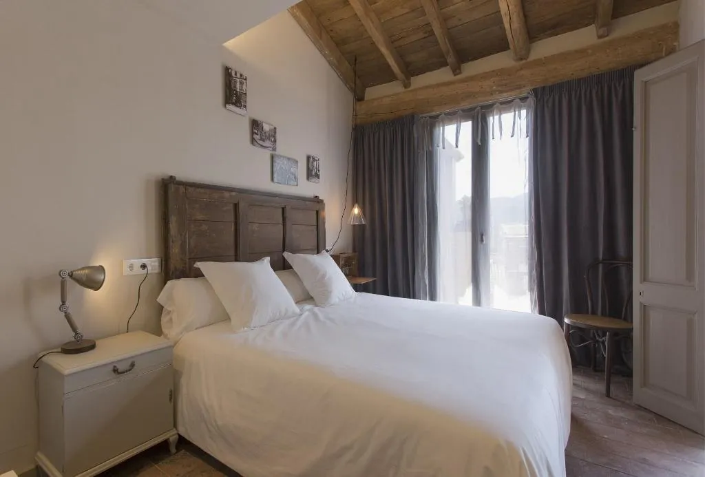 Room, El Jardinet De Sant Esteve, Barcelona