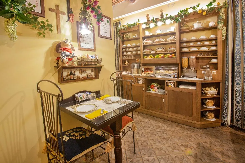 Restaurant, B&B Alloggio dei Vassalli, Naples