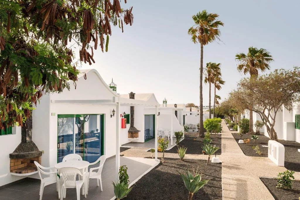 SUITE CAPACITY 1 Room, Hyde Park Lane, Lanzarote
