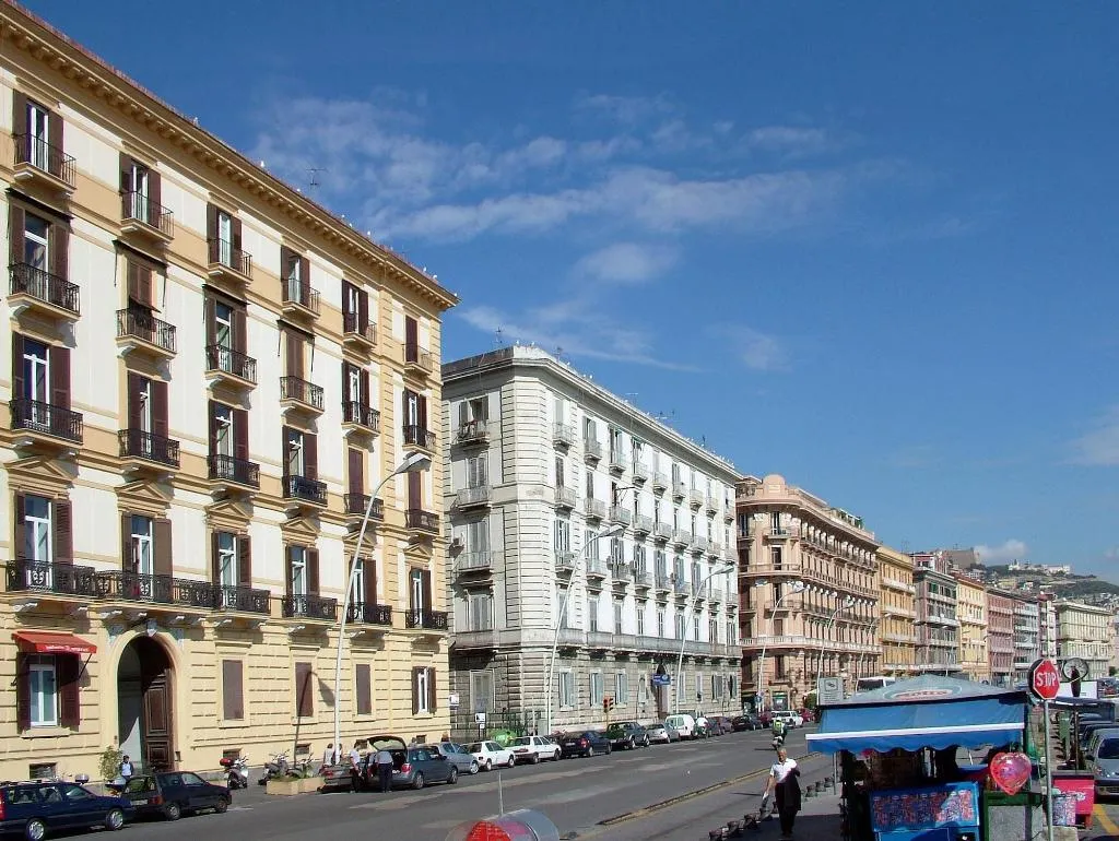 General view, Caracciolo10, Naples