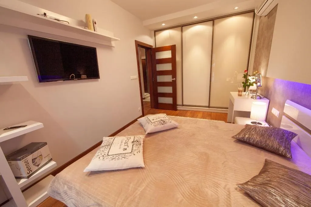 Room, City Lights Apartments, Krakow