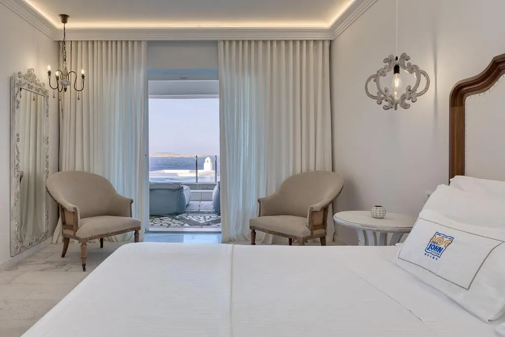 SUITE TWO BEDROOMS WITH PRIVATE POOL Room, Saint John Hotel Villas & Spa, Mykonos