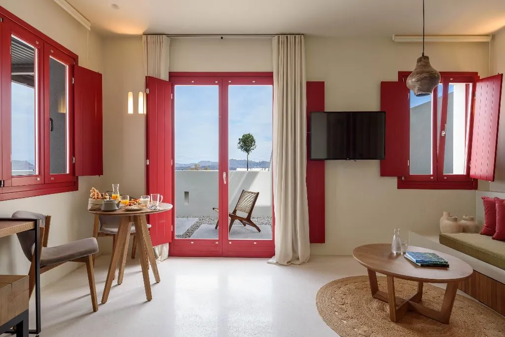 SUITE DELUXE Room, Potnia Theron Suites, Santorini