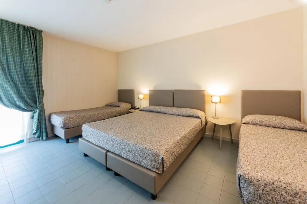 QUADRUPLE STANDARD Room, Athenaeum Palermo, Palermo