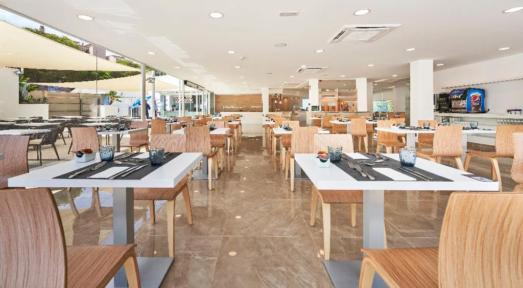 Restaurant, Globales Cala Bona, Majorca