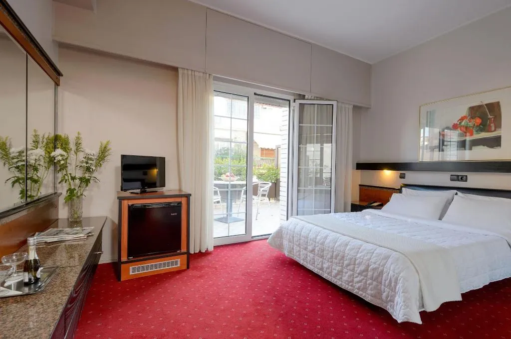Room, Victory Inn, Athens