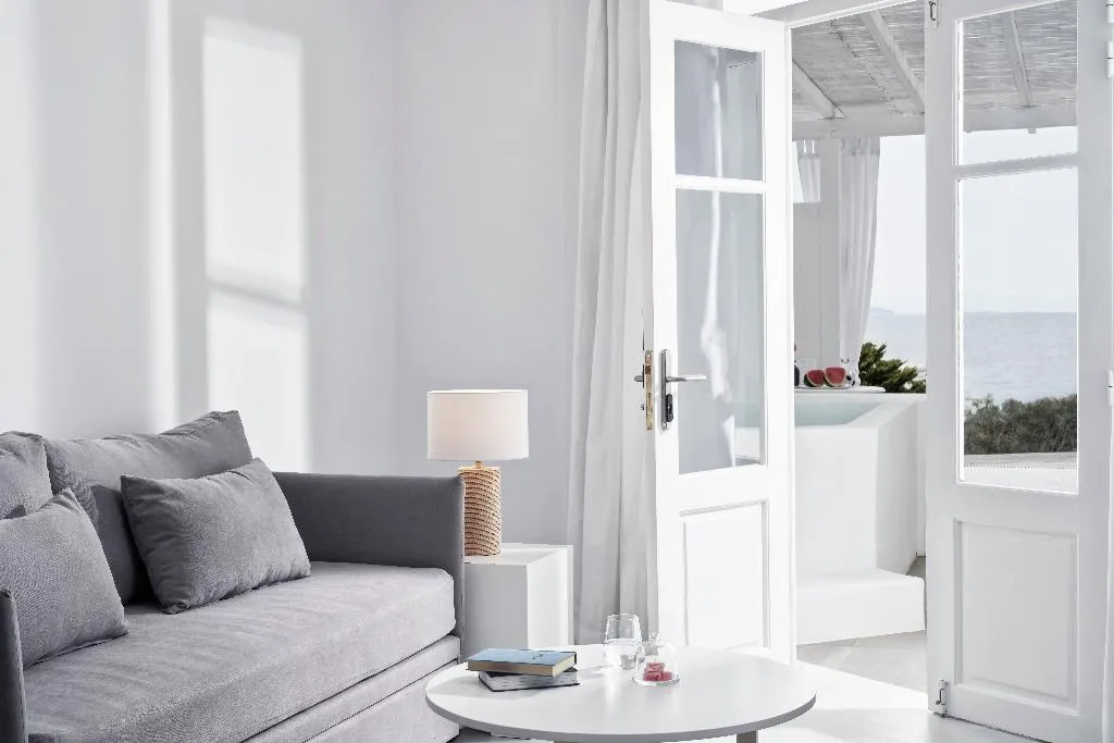 SUITE DELUXE WITH JACUZZI Room, Mr & Mrs White Tinos, Mykonos