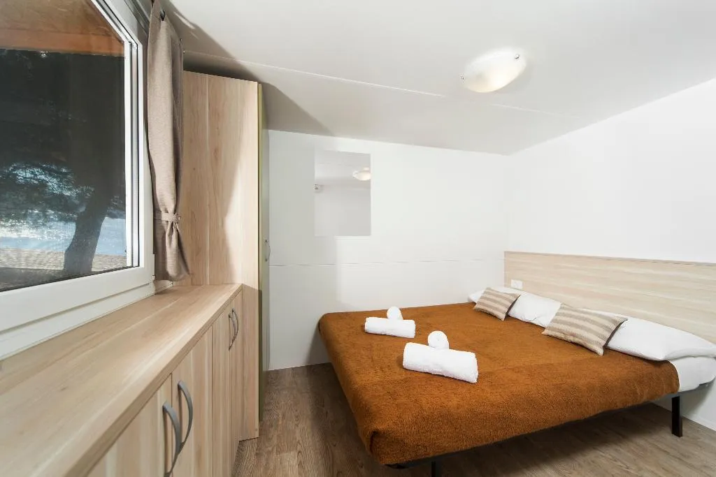 MOBILE HOME PREMIUM Room, Camping Paklenica, Dubrovnik