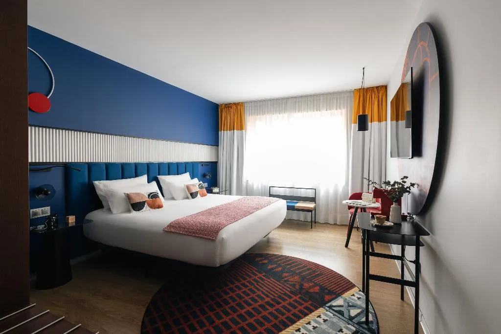 DOUBLE Accesible Premium  Room, Hotel Indigo Barcelona Plaza Espana, Barcelona