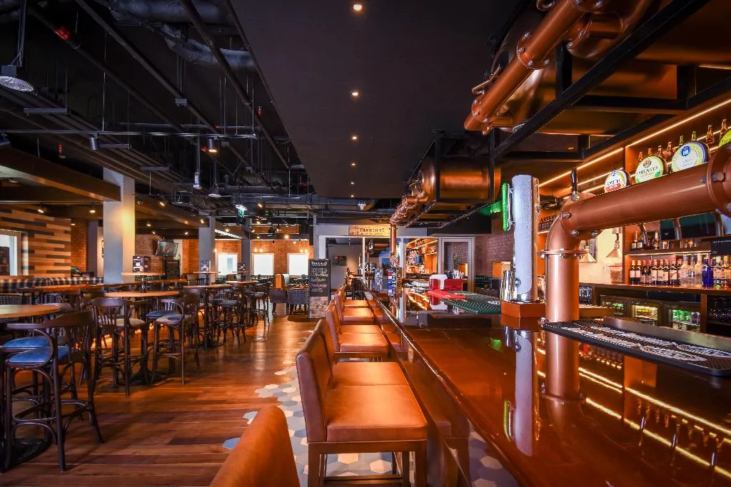 Bar, Premier inn Dubai Al Jaddaf, Dubai