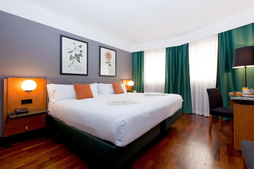 Double or Twin CAPACITY 2 Room, Malcom and Barret, Valencia
