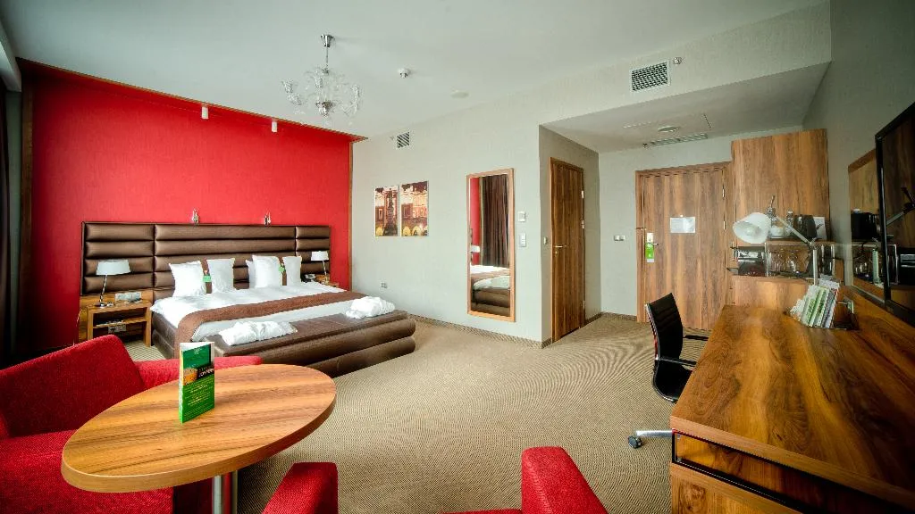 DOUBLE PREMIUM Room, Holiday Inn Krakow City Centre, Krakow