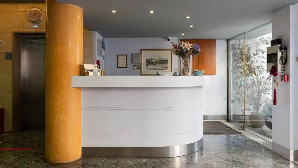 General view, Diros Hotel, Athens