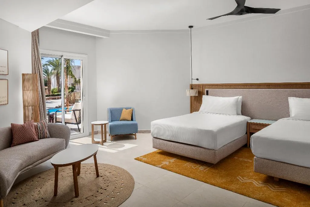 TWIN PREMIUM Room, DoubleTree by Hilton Sharm El Sheikh - Sharm Bay, Red Sea Riviera