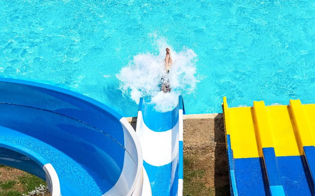 Sports and Entertainment, Hawaii Riviera Club Aqua Park-Families and Couples, Red Sea Riviera