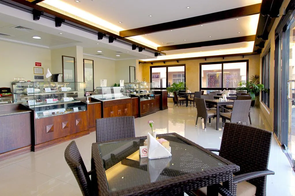 Restaurant, Lou'lou'a Beach Resort Sharjah, Dubai