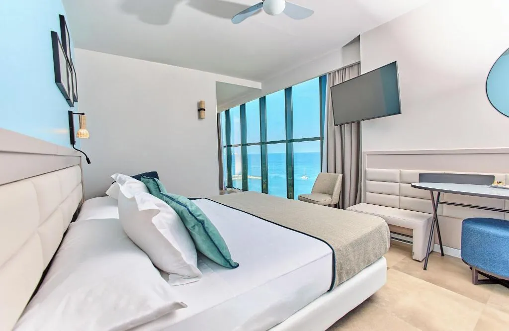JUNIOR SUITE WITH DOUBLE BED Room, Leonardo Hotel Fuengirola Costa del Sol, Costa Del Sol