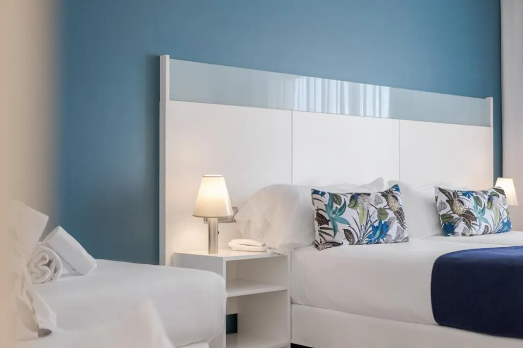 TRIPLE SUPERIOR WITH BALCONY Room, Hotel Planamar by Escampa Hotels, Costa Brava