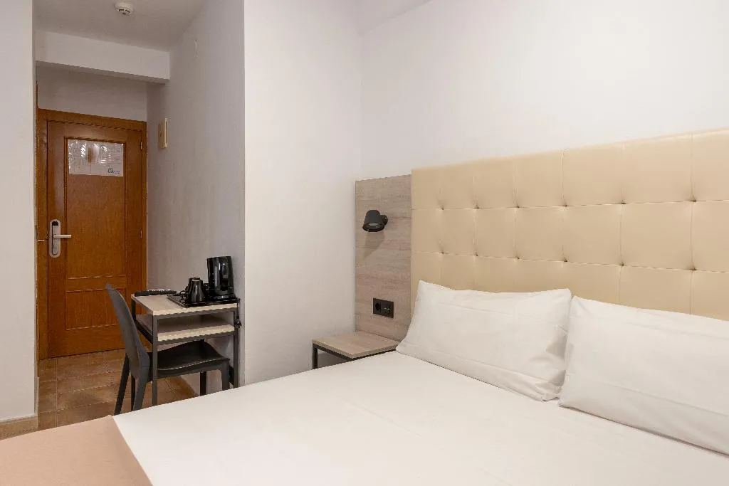 DOUBLE SINGLE USE STANDARD Room, Hotel Queens, Costa Blanca