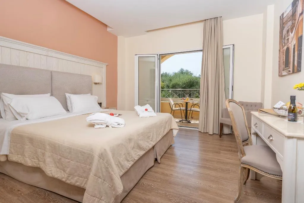 Double or Twin GARDEN VIEW Room, Art Hotel Debono, Corfu