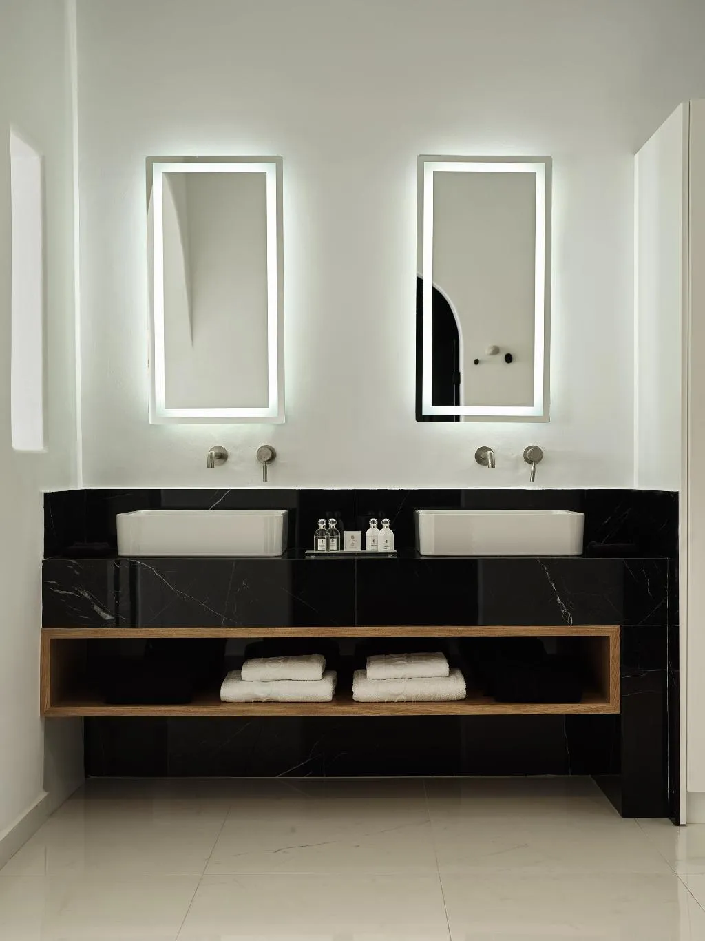 SUITE SEA VIEW WITH BALCONY Room, Kouros Hotel & Suites, Mykonos