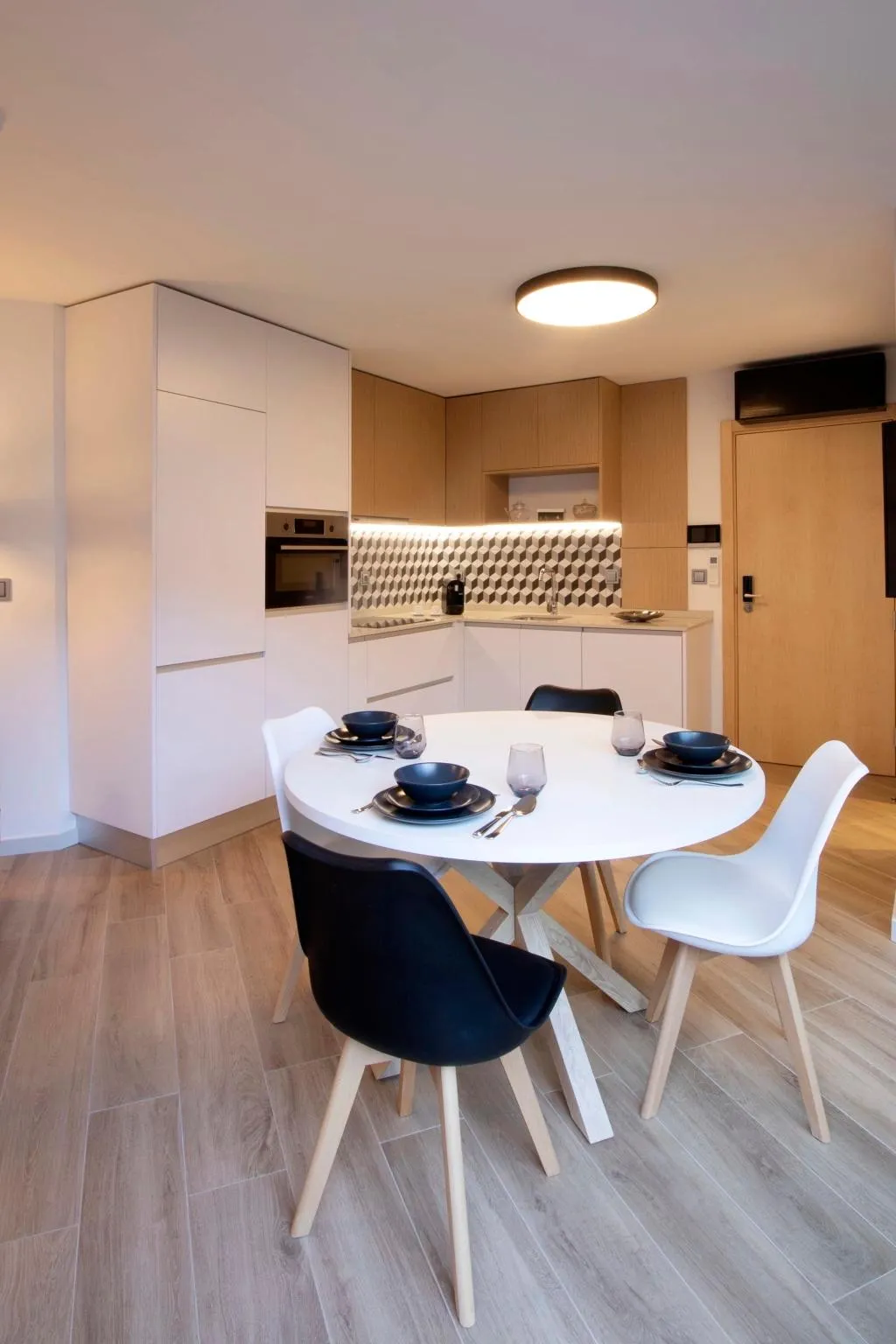 STUDIO DELUXE WITH TERRACE Room, Ria Centrum - Smart Residence, Porto