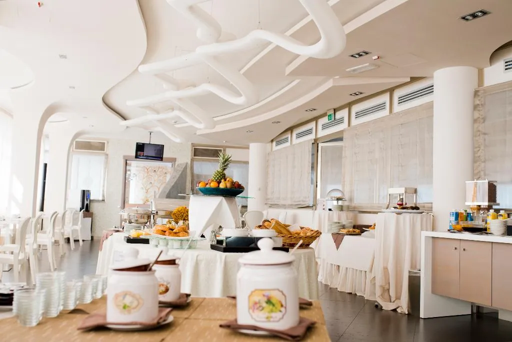 Restaurant, Mercure Olbia, Olbia