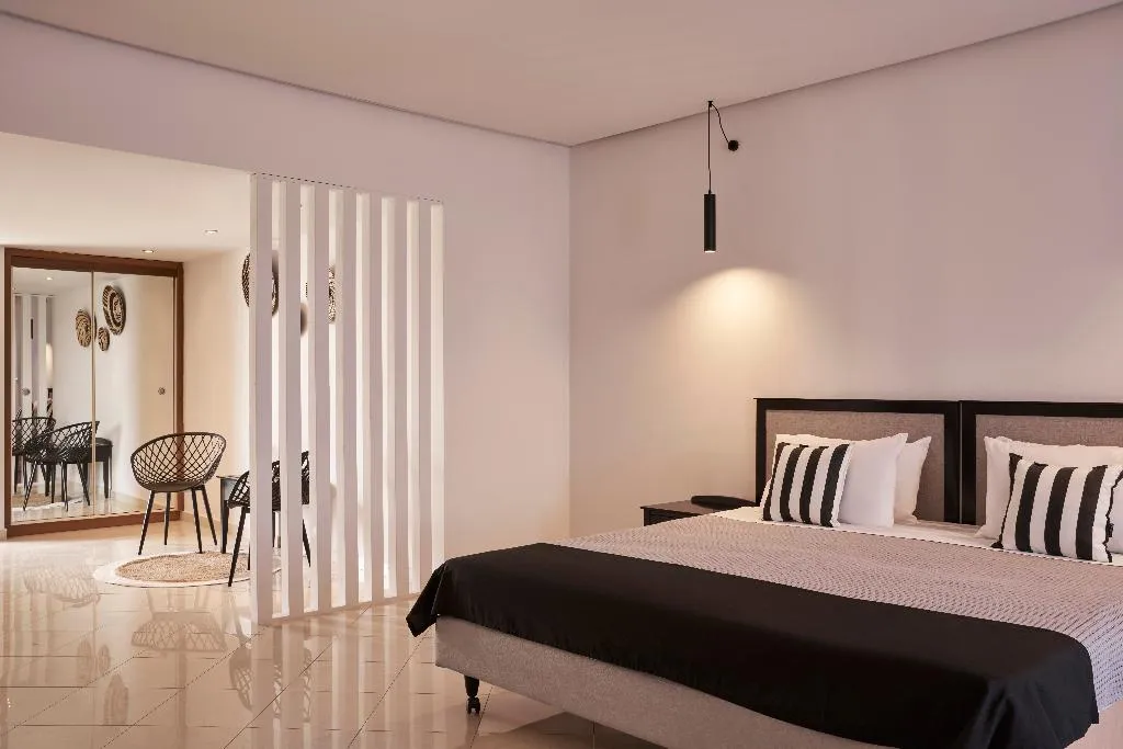 SUITE SEA VIEW Room, Xenia Poros Image, Athens