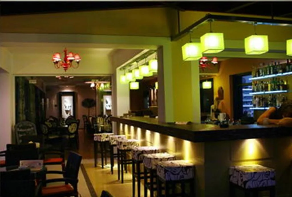 Bar, Ionis Art Hotel, Zante