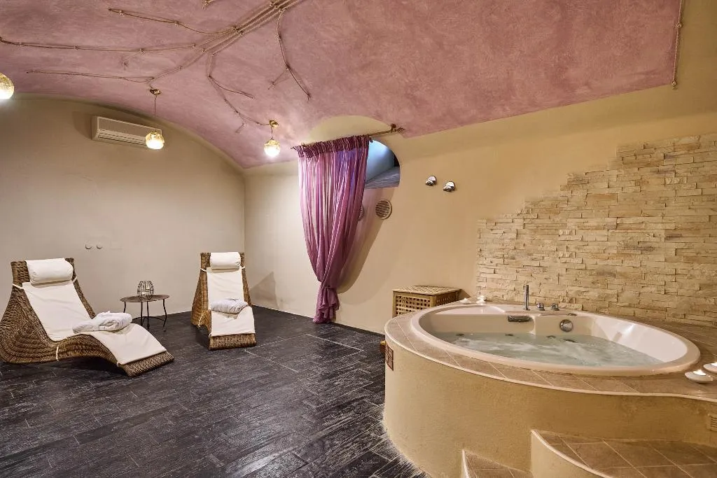 APARTMENT DELUXE ONE BEDROOM Room, Borgo San Giusto, Florence