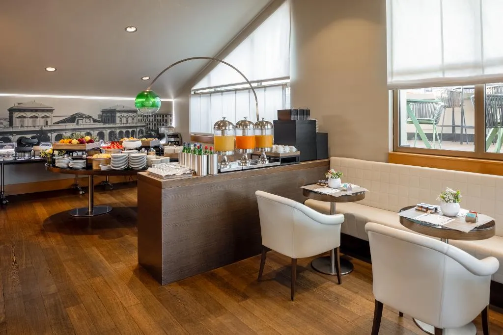 Restaurant, UNA HOTELS Napoli, Naples
