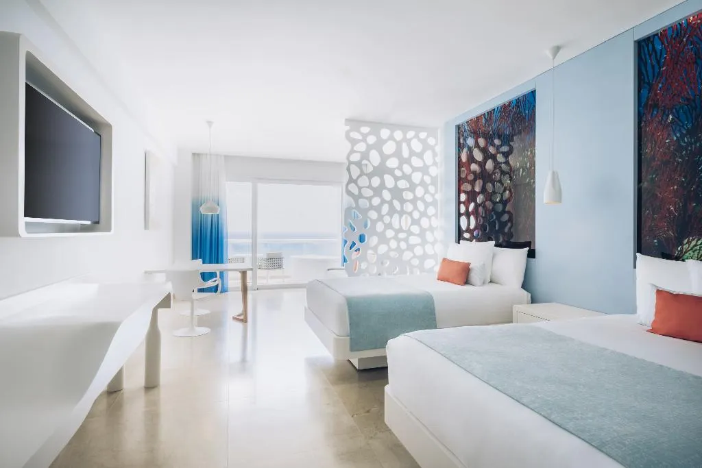 JUNIOR SUITE SUPERIOR OCEAN FRONT Room, Iberostar Selection Coral Cancun All Inclusive, Cancun Area