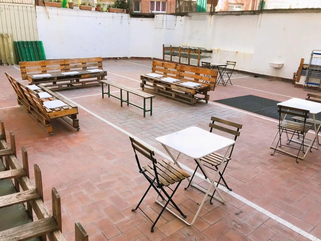 DOUBLE ONE BED Room, Break N Bed Hostel, Barcelona