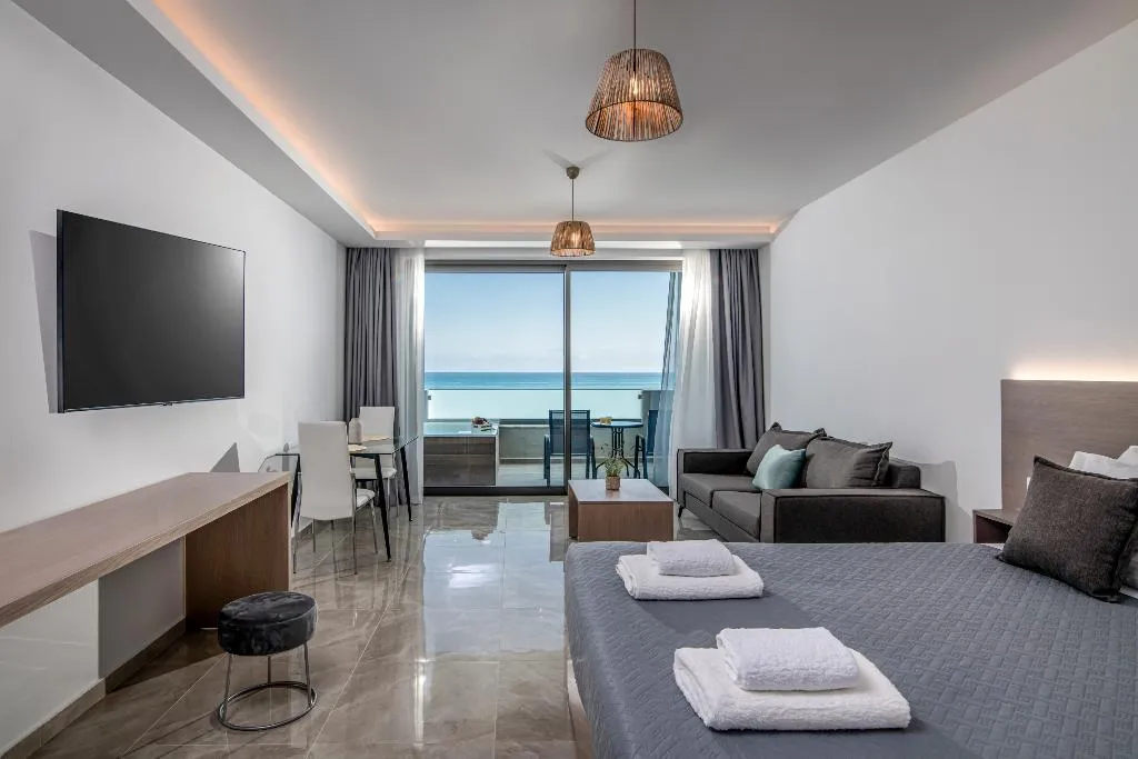 JUNIOR SUITE WITH JACUZZI Room, Ebenus Suites "by Checkin", Crete