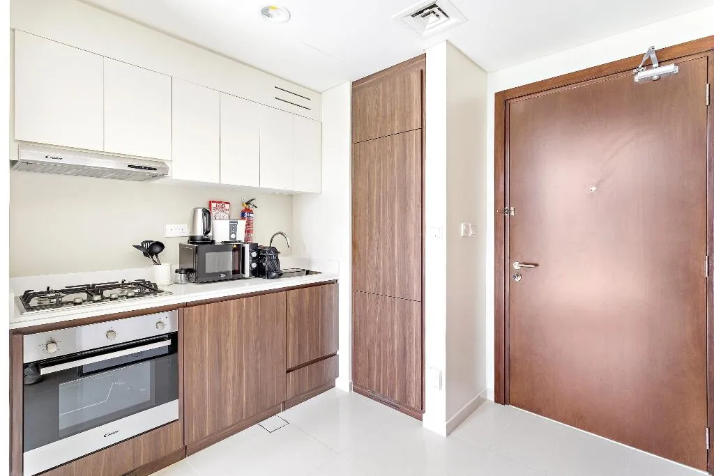 STUDIO CITY VIEW Room, Vera Residences, Dubai