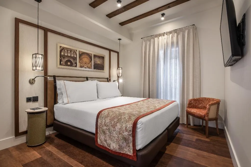 JUNIOR SUITE STANDARD Room, Áurea Toledo, Madrid