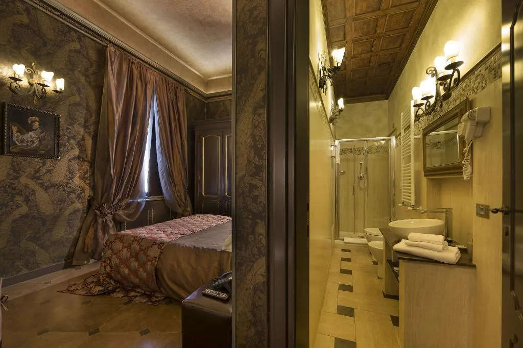 Room, Antica Dimora Delle Cinque Lune, Rome