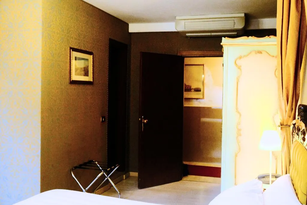 QUADRUPLE GRAND DELUXE Room, San Gallo, Venice