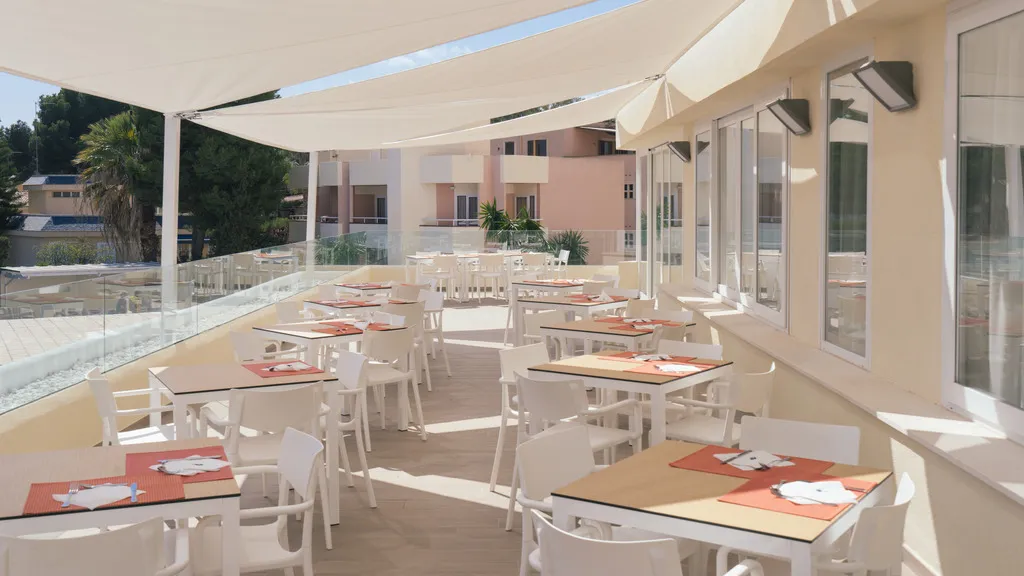 Terrace, THB Maria Isabel, Majorca